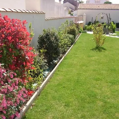 Au Paradis Des Hotes * Fouras